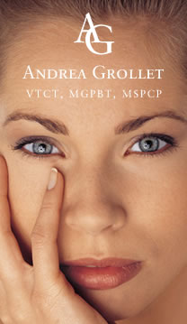 Andrea Grollet is a specialist in semi-permanent makeup (micropigmentation) for eyebrows, eyelashes and lips